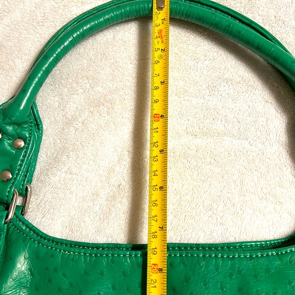 Bueno. Green Leather Bag. Like New. Ostrich print. Silver hardware. - Picture 9 of 10